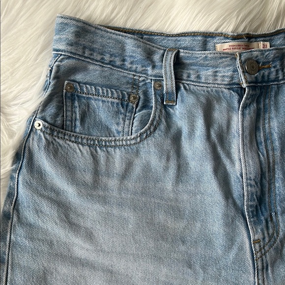 Levi's Blue Bermuda Jean Shorts Relaxed Fit Frayed Hem - Picture 2 of 6